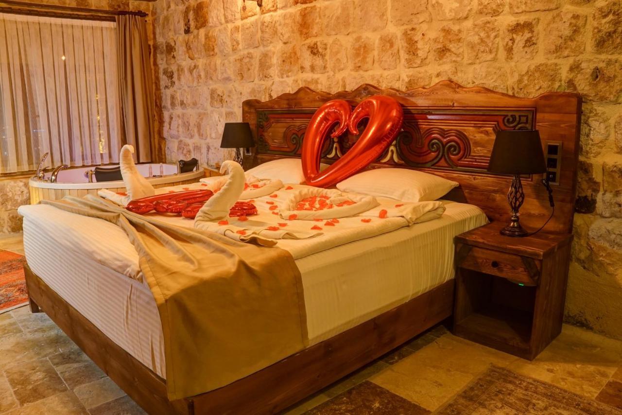 Dionysos Cave Cappadocia Hotel ウルギュップ エクステリア 写真